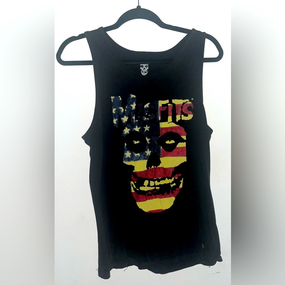 Misfits Tank - Picture 2 of 4